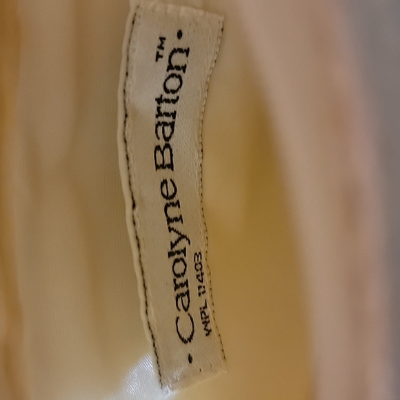 Women/Teen/Child White Beaded Shoulder Bag with Rope Strap by Carolyne Barton - Picture 2 of 6